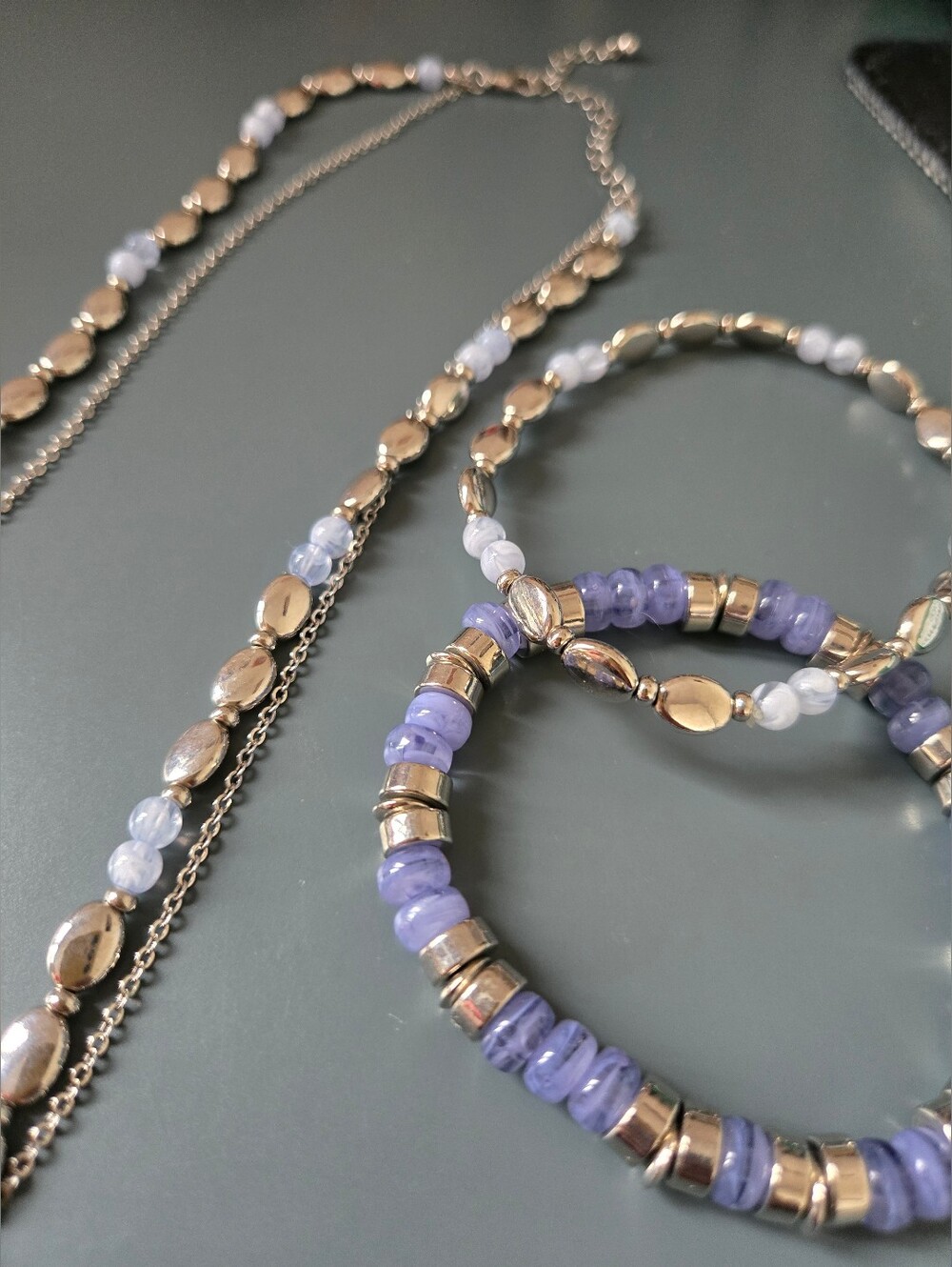 Vintage Jewelery Assorted Collections - Picture 9 of 9